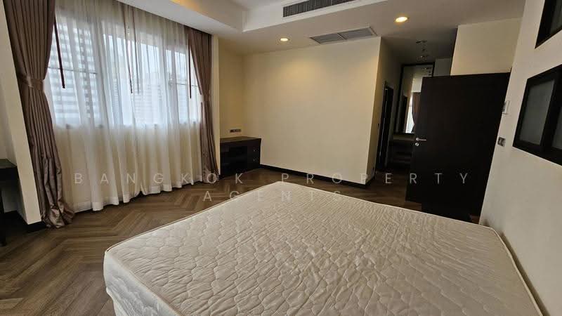 Grand Mercure Bangkok Asoke Residence, Bangkok, 50 5 Soi Sukhumvit 19, Khlong Tan Nua, Watthana, Bangkok, 3 Bedrooms, 220 sqm, Condo For Rent, by BANGKOK PROPERTY AGENTS, 500507630 - DDproperty.com