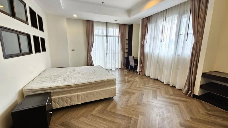 Grand Mercure Bangkok Asoke Residence, Bangkok, 50 5 Soi Sukhumvit 19, Khlong Tan Nua, Watthana, Bangkok, 3 Bedrooms, 220 sqm, Condo For Rent, by BANGKOK PROPERTY AGENTS, 500507630 - DDproperty.com