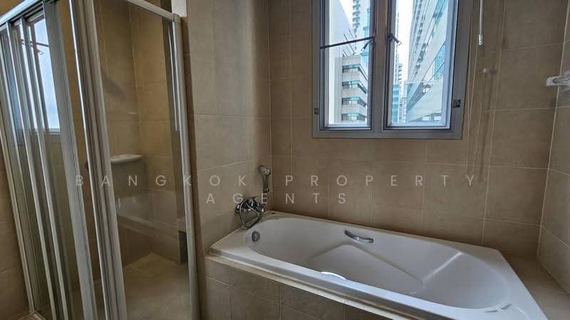 Grand Mercure Bangkok Asoke Residence, Bangkok, 50 5 Soi Sukhumvit 19, Khlong Tan Nua, Watthana, Bangkok, 3 Bedrooms, 220 sqm, Condo For Rent, by BANGKOK PROPERTY AGENTS, 500507630 - DDproperty.com