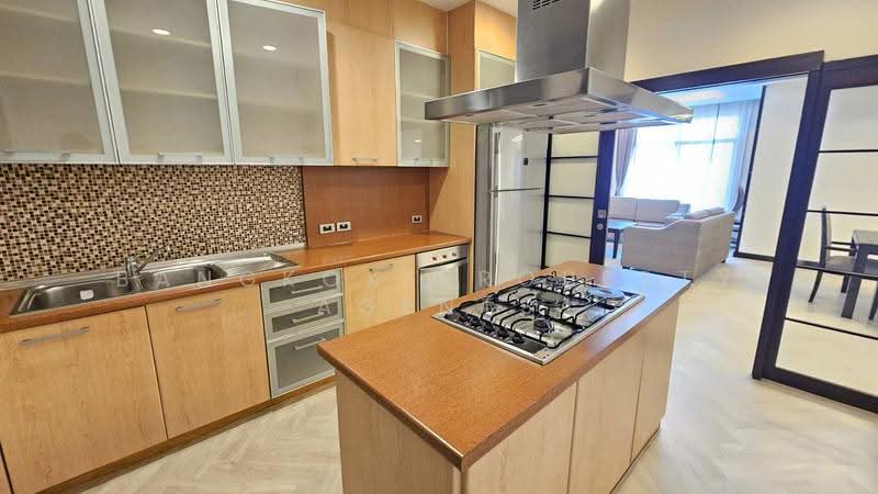 Grand Mercure Bangkok Asoke Residence, Bangkok, 50 5 Soi Sukhumvit 19, Khlong Tan Nua, Watthana, Bangkok, 3 Bedrooms, 220 sqm, Condo For Rent, by BANGKOK PROPERTY AGENTS, 500507630 - DDproperty.com