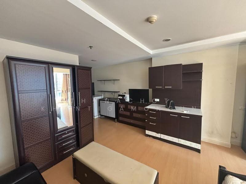 The Trendy, Bangkok, 10 Soi Sukhumvit 13, Khlongtoei Nua, Watthana, Bangkok, 1 Bedroom, 36 sqm, Condo For Sale, by Thanachot Khantigamongun, 500507654 - DDproperty.com