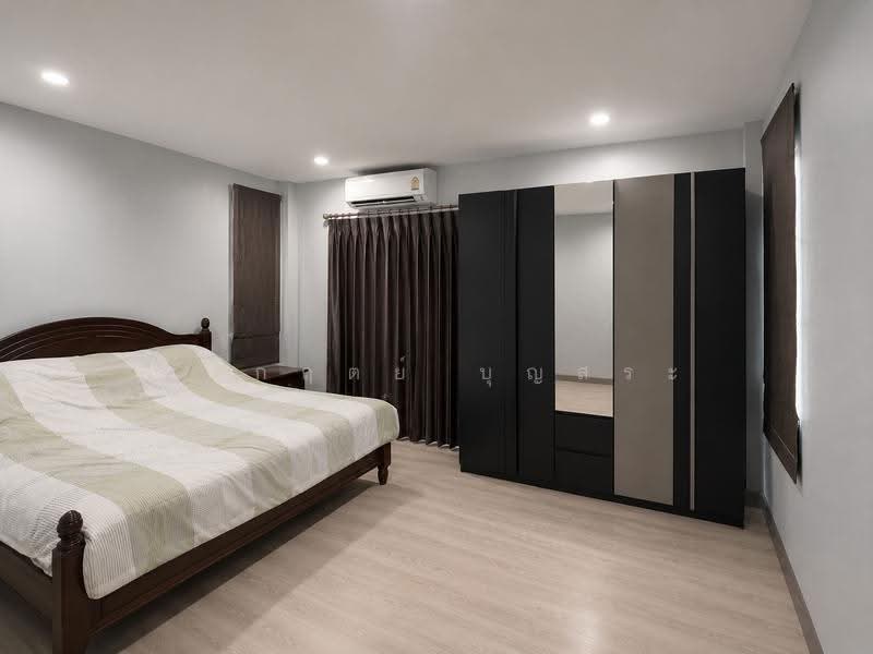 ทิพธนา เพชรเกษม 53 บางแค, กรุงเทพ, เพชรเกษม 53, หลักสอง, บางแค, กรุงเทพ, 180 ตร.ม., บ้านแฝด ขาย, โดย กรกฤตย์ บุญสระ, 500507685 - DDproperty.com