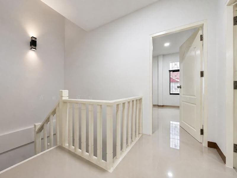 Baan Mantakarn Rangsit-Lumlukka Klong 4, Pathum Thani, Sawai Pracharat Road, Lat Sawai, Lam Luk Ka, Pathum Thani, 3 Bedrooms, 89 sqm, Townhouse For Sale, by ภัทรนัน อิศรางกูร ณ อยุธยา, 500507689 - DDproperty.com
