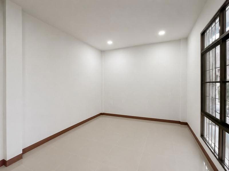 Baan Mantakarn Rangsit-Lumlukka Klong 4, Pathum Thani, Sawai Pracharat Road, Lat Sawai, Lam Luk Ka, Pathum Thani, 3 Bedrooms, 89 sqm, Townhouse For Sale, by ภัทรนัน อิศรางกูร ณ อยุธยา, 500507689 - DDproperty.com