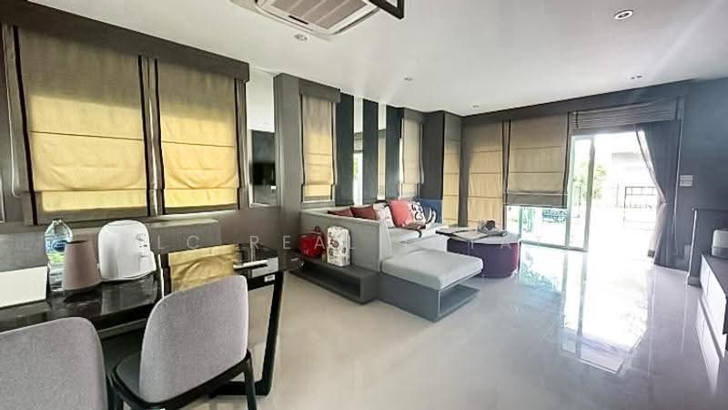 Stylish House for Sale East Pattaya 3 Bedrooms Fully Furnished, Chon Buri (Pattaya), Nong Pru, Bang Lamung (Pattaya), Chon Buri (Pattaya), 3 Bedrooms, 200 sqm, Single Detached House For Sale, by PLC real estate, 500507697 - DDproperty.com
