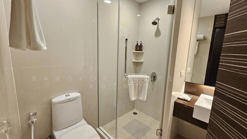 Jasmine Grande Residence, Bangkok, 4338 Rama IV Road, Phra Kanong, Khlong Toei, Bangkok, 3 Bedrooms, 151 sqm, Condo For Rent, by BANGKOK PROPERTY AGENTS, 500507744 - DDproperty.com