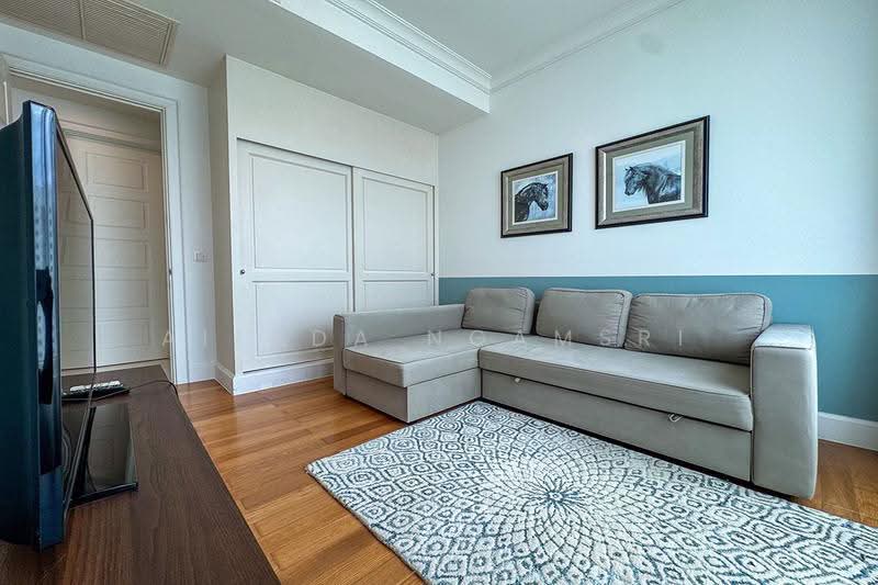 Royce Private Residences, Bangkok, 61 Soi Sukhumvit 31, Khlongtoei Nua, Watthana, Bangkok, 3 Bedrooms, 143 sqm, Condo For Rent, by Ailada Ngamsri, 500507751 - DDproperty.com