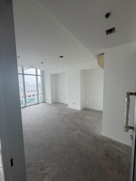 My Resort Bangkok, Bangkok, 1724 Petchaburi Road, Bang Kapi, Huai Khwang, Bangkok, 2 Bedrooms, 195 sqm, Condo For Sale, by HOME Real Estate Service, 500507783 - DDproperty.com