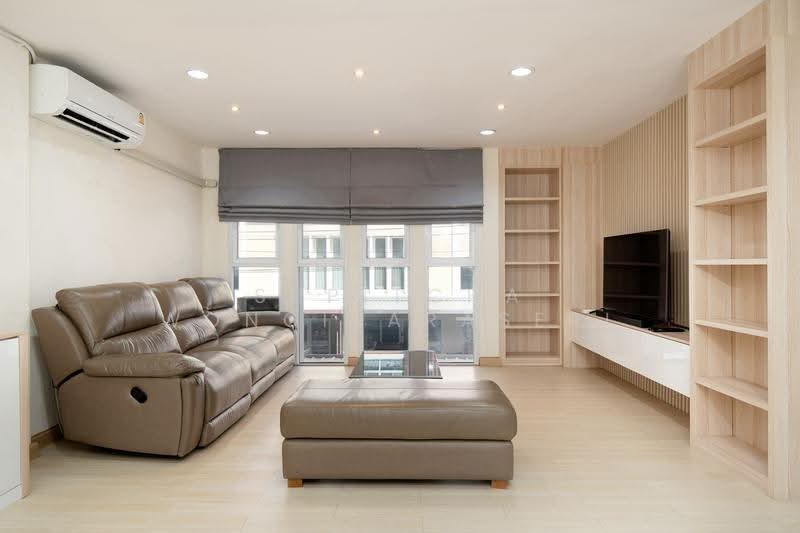 undefined, Bangkok, Bang Pong Pang, Yan Nawa, Bangkok, 3 Bedrooms, 263 sqm, Townhouse For Rent, by Supitcha Wongisaraseri, 500507820 - DDproperty.com