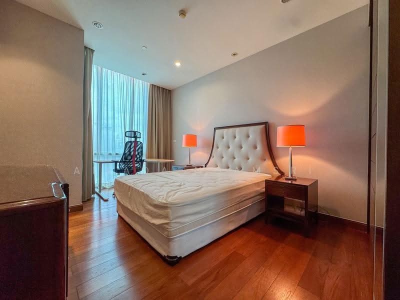 Oriental Residence, Bangkok, 110 Witthayu Road, Lumphini, Pathum Wan, Bangkok, 2 Bedrooms, 120 sqm, Condo For Rent, by Ailada Ngamsri, 500507824 - DDproperty.com