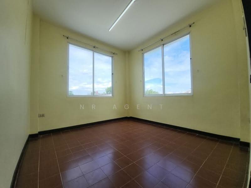 ทาวน์เฮาส์ ซอย ลาดพร้าว 41, Bangkok, Chan Kasem, Chatuchak, Bangkok, 5 Bedrooms, 450 sqm, Townhouse For Sale, by NR AGENT, 500507845 - DDproperty.com