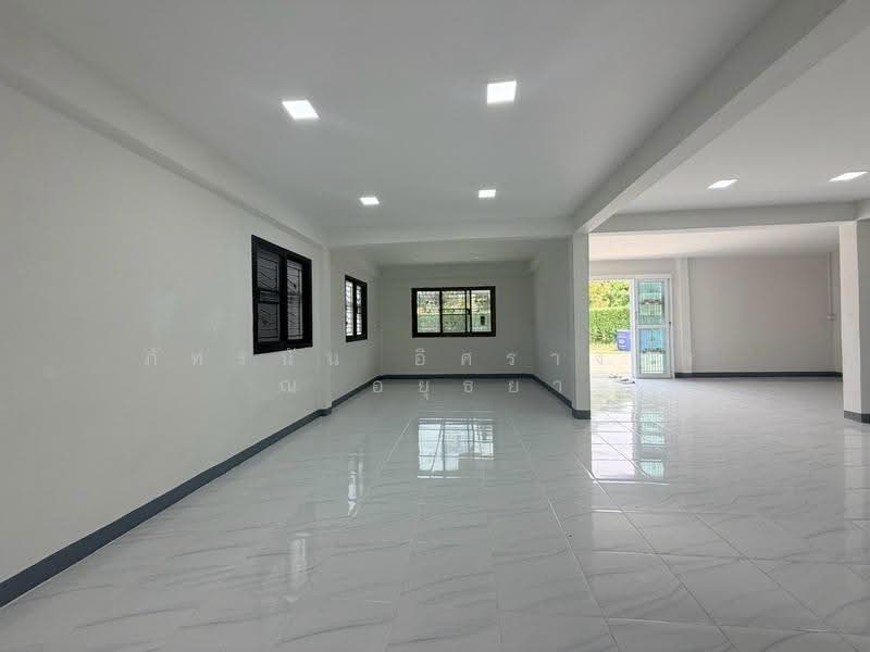 ทาวน์เฮ้าส์ รีโนเวทใหม่พร้อมเข้าอยู่ ซอยวัดสะแก ตำบลสามโคก อำเภอสามโคก จังหวัดปทุมธานี, Pathum Thani, Sam Khok, Pathum Thani, 2 Bedrooms, 100 sqm, Townhouse For Sale, by ภัทรนัน อิศรางกูร ณ อยุธยา, 500507852 - DDproperty.com
