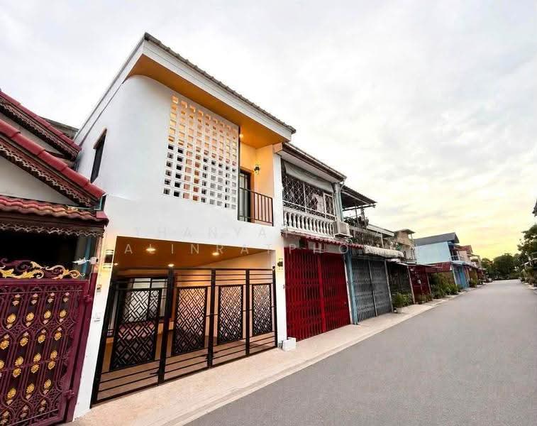 หมู่บ้านอินทราการ์เด้น, กรุงเทพ, บางบอน, กรุงเทพ, 98 ตร.ม., ทาวน์เฮ้าส์ ขาย, โดย Thanyathita Nalinratphokin, 500507915 - DDproperty.com