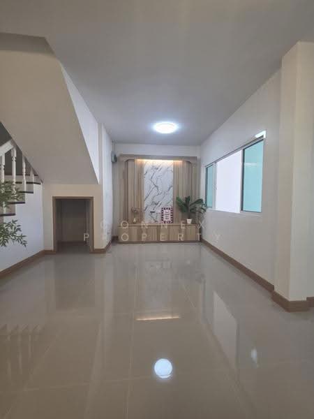 Baan Fah Rangsit Klong 4 : บ้านฟ้ารังสิต คลอง 4, ปทุมธานี, ทางหลวงแผ่นดินหมายเลข 305 ต.บึงยี่โถ อ.ธัญบุรี จ.ปทุมธานี, บึงยี่โถ, ธัญบุรี, ปทุมธานี, 21 ตร.ม., ทาวน์เฮ้าส์ ขาย, โดย Connex Property, 500507919 - DDproperty.com