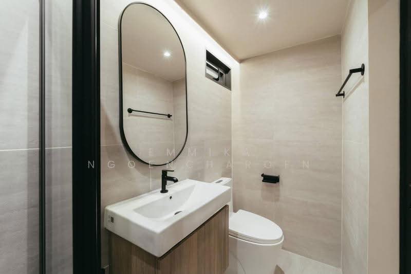 Regent 71 Place, Bangkok, Phra Kanong Nua, Watthana, Bangkok, 5 Bedrooms, 350 sqm, Townhouse For Rent, by Emmika Ngoencharoen, 500507941 - DDproperty.com