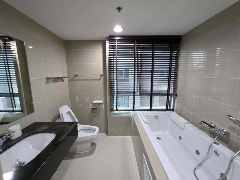Belle Grand Rama 9, Bangkok, 131 Rama 9 Road, Huai Khwang, Bangkok, 3 Bedrooms, 141 sqm, Condo For Rent, by Settawut Leenavong, 500507944 - DDproperty.com