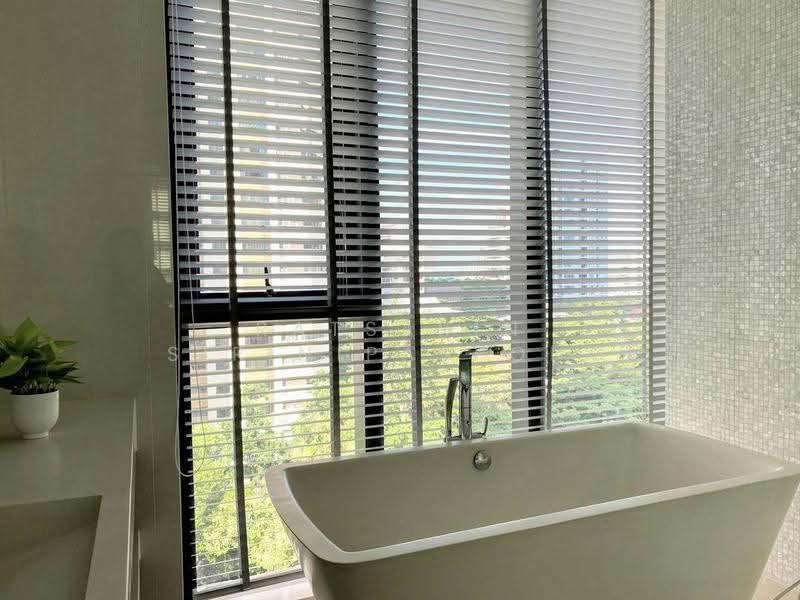 Vittorio 39, Bangkok, 8 Sukhumvit, Khlong Tan Nua, Watthana, Bangkok, 2 Bedrooms, 128 sqm, Condo For Rent, by Ratsarin Sirinipaspong, 500507960 - DDproperty.com