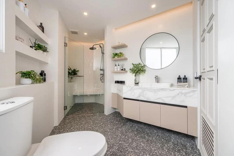 Fifty Fifth Tower, Bangkok, 84 Soi Sukhumvit 55, Sukhumvit Road, Khlong Tan Nua, Watthana, Bangkok, 4 Bedrooms, 165 sqm, Condo For Sale, by Settawut Leenavong, 500507979 - DDproperty.com