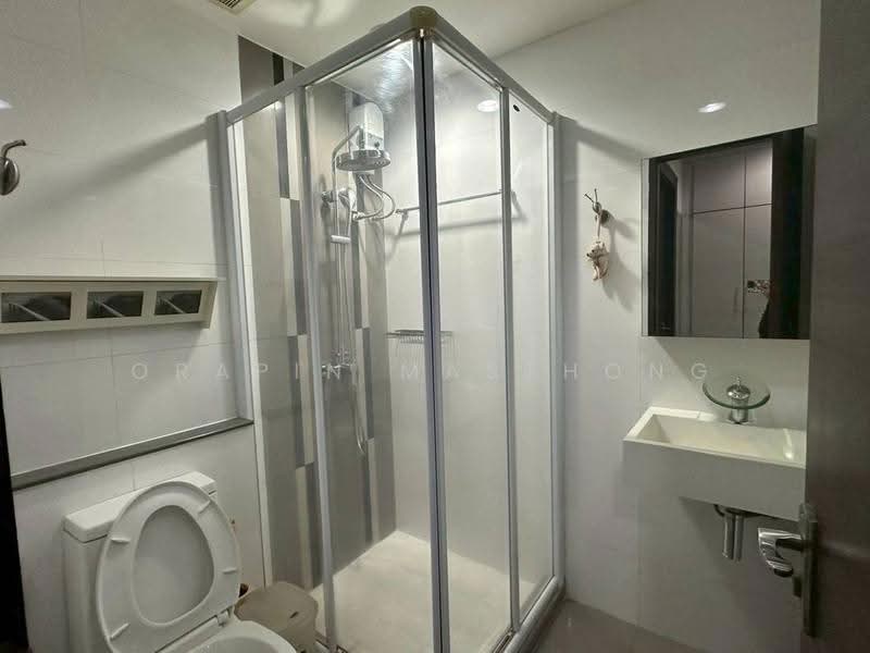 Rhythm Ratchada, Bangkok, 558 Ratchadaphisek Road, Samsen Nok, Huai Khwang, Bangkok, 2 Bedrooms, 67 sqm, Condo For Rent, by Orapin Masthong, 500508000 - DDproperty.com
