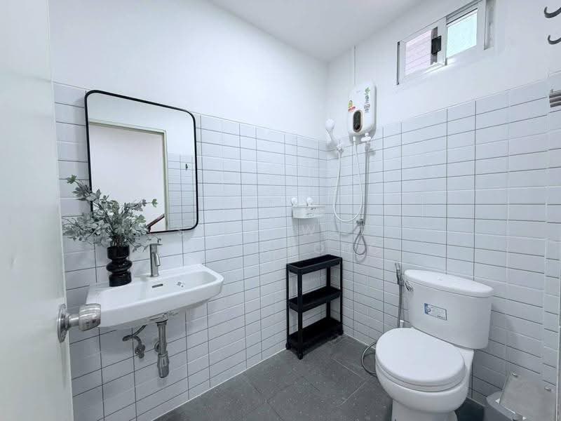 บ้าน 6-ห้องนอน, กรุงเทพ, สามเสนนอก, ห้วยขวาง, กรุงเทพ, 450 ตร.ม., บ้านเดี่ยว ให้เช่า, โดย Settawut Leenavong, 500508012 - DDproperty.com