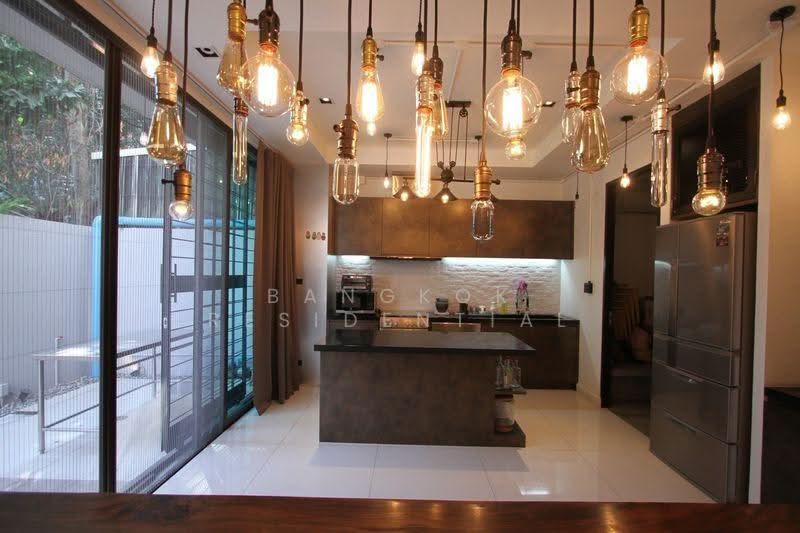The Park Lane 22, Bangkok, 42 Soi Pridi Banomyong 45, Khlong Tan Nua, Watthana, Bangkok, 3 Bedrooms, 280 sqm, Townhouse For Rent, by Bangkok Residential, 500508025 - DDproperty.com