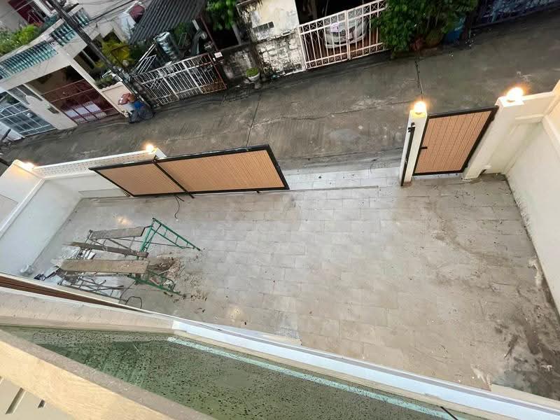 ขายบ้านเดี่ยว ซอยลาดพร้าว 87 คลองเจ้าคุณสิงห์ เขตวังทองหลาง, Bangkok, ลาดพร้าว87, Khlong Chaokhun Sing, Wang Thonglang, Bangkok, 5 Bedrooms, 250 sqm, Single Detached House For Sale, by นภัสศรณ์ วงศ์สินไทยกร (นันท์), 500508045 - DDproperty.com