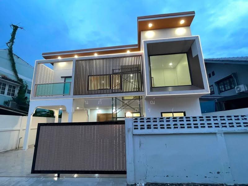 ขายบ้านเดี่ยว ซอยลาดพร้าว 87 คลองเจ้าคุณสิงห์ เขตวังทองหลาง, กรุงเทพ, ลาดพร้าว87, คลองเจ้าคุณสิงห์, วังทองหลาง, กรุงเทพ, 250 ตร.ม., บ้านเดี่ยว ขาย, โดย นภัสศรณ์ วงศ์สินไทยกร (นันท์), 500508045 - DDproperty.com