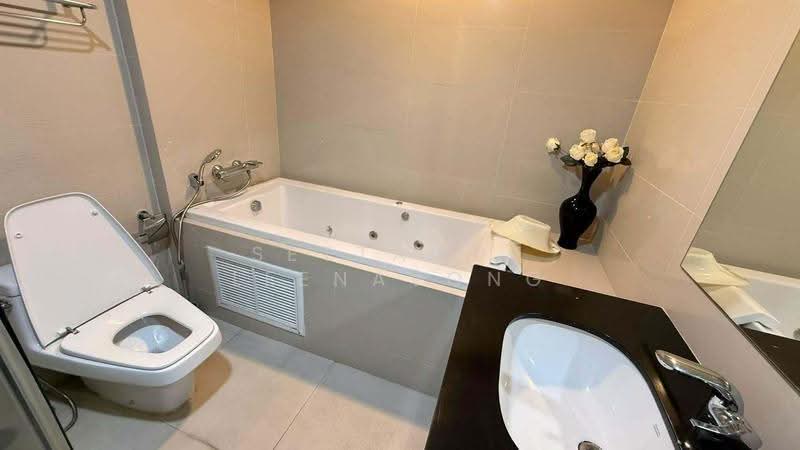 Belle Grand Rama 9, Bangkok, 131 Rama 9 Road, Huai Khwang, Bangkok, 5 Bedrooms, 267 sqm, Condo For Rent, by Settawut Leenavong, 500508048 - DDproperty.com