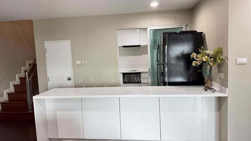 Belle Grand Rama 9, Bangkok, 131 Rama 9 Road, Huai Khwang, Bangkok, 5 Bedrooms, 267 sqm, Condo For Rent, by Settawut Leenavong, 500508048 - DDproperty.com