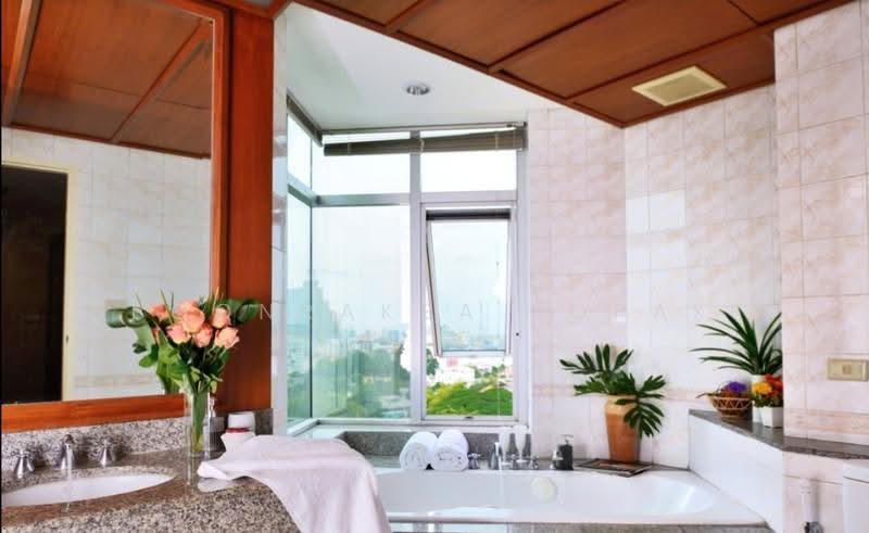 Suan Phinit Place, Bangkok, 142 Soi Narathiwat Ratchanakarin 7, Thung Maha Mek, Sathon, Bangkok, 2 Bedrooms, 155 sqm, Condo For Rent, by Boonraksa Sopak, 500508055 - DDproperty.com