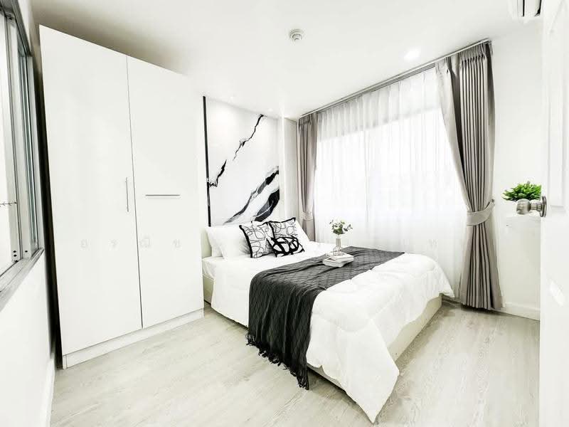 Lumpini Condo Town Bodindecha Ramkhamhaeng, Bangkok, Soi Ramkhamhaeng 43/1, Phlapphla, Wang Thonglang, Bangkok, 1 Bedroom, 28 sqm, Condo For Sale, by อรณิชา เทวาดิเทพ, 500508118 - DDproperty.com