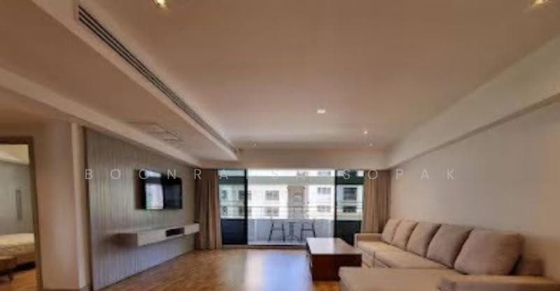 Villa Bajaj, Bangkok, Soi Sukhumvit 19, Khlongtoei Nua, Watthana, Bangkok, 3 Bedrooms, 240 sqm, Condo For Rent, by Boonraksa Sopak, 500508142 - DDproperty.com