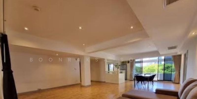 Villa Bajaj, Bangkok, Soi Sukhumvit 19, Khlongtoei Nua, Watthana, Bangkok, 3 Bedrooms, 240 sqm, Condo For Rent, by Boonraksa Sopak, 500508142 - DDproperty.com
