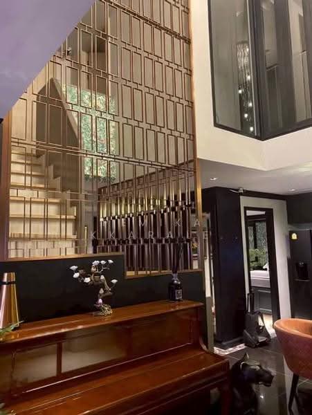 Na Vara Residence : ณ วรา เรสซิเดนส์, กรุงเทพ, 33/6 ซอย หลังสวน, ลุมพินี, ปทุมวัน, กรุงเทพ, 182 ตร.ม., คอนโด ขาย, โดย Pemika Aukkaraleekul, 500508150 - DDproperty.com