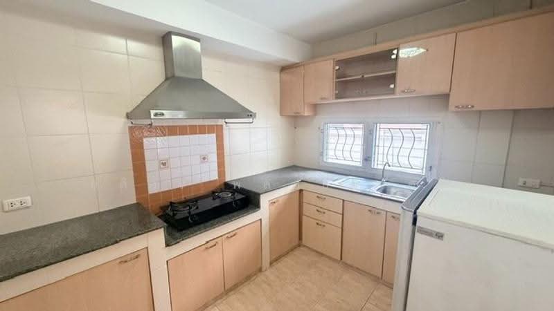 Moobaan Parichard 345, Pathum Thani, 345 Road, Bang Khu Wat, Muang Pathum Thani, Pathum Thani, 3 Bedrooms, 150 sqm, Single Detached House For Rent, by Adisorn Ploymeerassamee, 500508172 - DDproperty.com