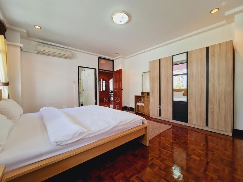 Swasdi Mansion, Bangkok, 273 Soi Sukhumvit 31, Khlong Tan Nua, Watthana, Bangkok, 3 Bedrooms, 200 sqm, Apartment For Rent, by Bangkok Residential, 500508184 - DDproperty.com