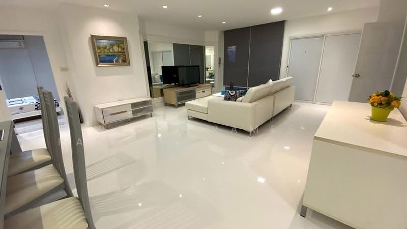 Fifty Fifth Tower, Bangkok, 84 Soi Sukhumvit 55, Sukhumvit Road, Khlong Tan Nua, Watthana, Bangkok, 3 Bedrooms, 170 sqm, Condo For Rent, by Patcharames Pattharapornviboon, 500508203 - DDproperty.com
