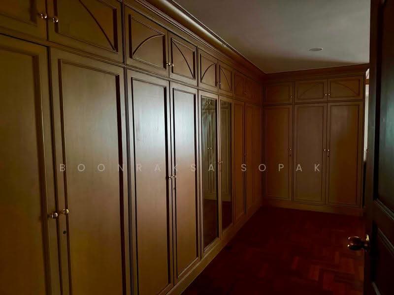 Windsor Tower, Bangkok, 9 Sukhumvit 20 Alley, Khwaeng Khlong Toei, Khlong Toei, Bangkok, 3 Bedrooms, 306 sqm, Condo For Rent, by Boonraksa Sopak, 500508206 - DDproperty.com