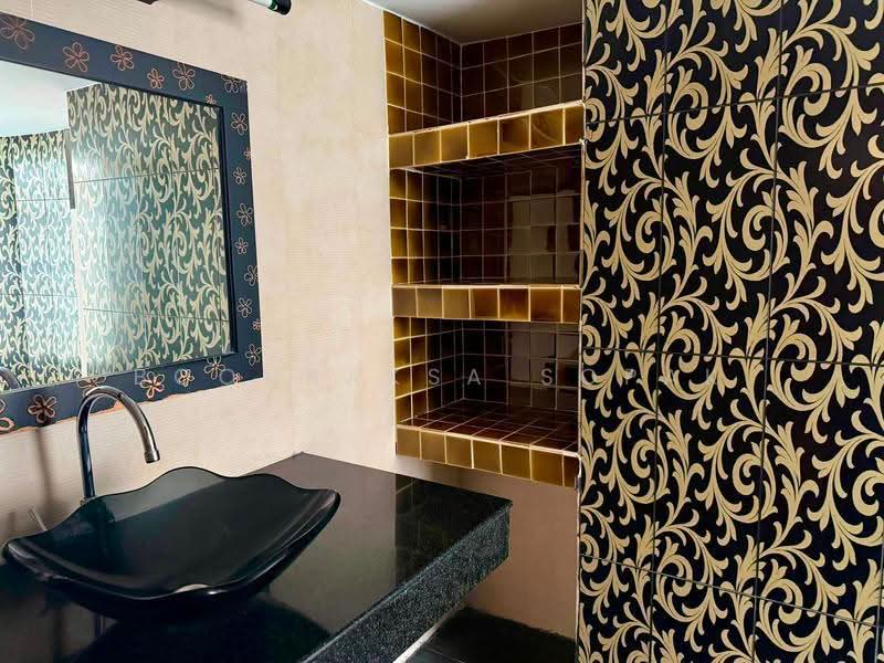 Windsor Tower, Bangkok, 9 Sukhumvit 20 Alley, Khwaeng Khlong Toei, Khlong Toei, Bangkok, 3 Bedrooms, 306 sqm, Condo For Rent, by Boonraksa Sopak, 500508206 - DDproperty.com