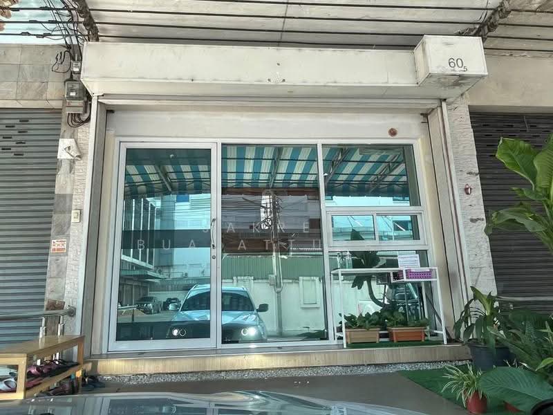 4-BR Townhouse, Bangkok, Chom Thong, Bangkok, 4 Bedrooms, 64 sqm, Townhouse For Sale, by Jakree Buajatturat, 500508227 - DDproperty.com