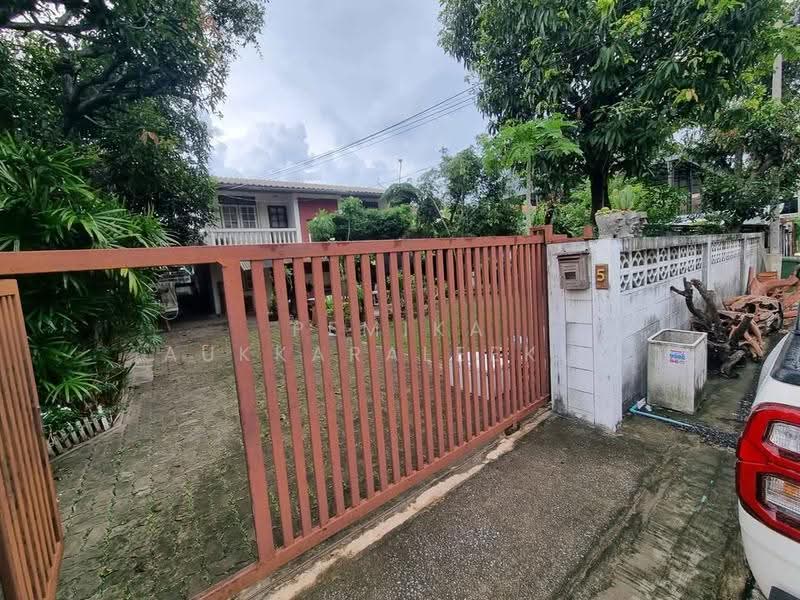 บ้าน 4-ห้องนอน, กรุงเทพ, ลาดพร้าว, กรุงเทพ, 220 ตร.ม., บ้านเดี่ยว ขาย, โดย Pemika Aukkaraleekul, 500508275 - DDproperty.com