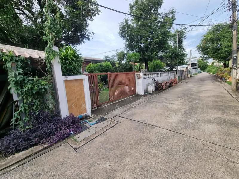 บ้าน 4-ห้องนอน, กรุงเทพ, ลาดพร้าว, กรุงเทพ, 220 ตร.ม., บ้านเดี่ยว ขาย, โดย Pemika Aukkaraleekul, 500508275 - DDproperty.com
