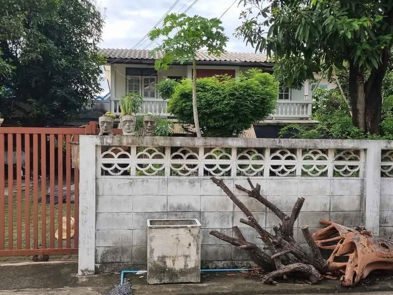 4-BR House, Bangkok, Lat Phrao, Bangkok, 4 Bedrooms, 220 sqm, Single Detached House For Sale, by Pemika Aukkaraleekul, 500508275 - DDproperty.com