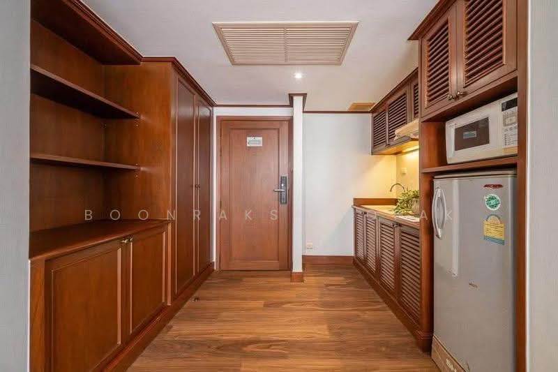 Sailom Suite, Bangkok, 141 Sana Nikhom 1 Soi 12, Chan Kasem, Chatuchak, Bangkok, 1 Bedroom, 57 sqm, Condo For Rent, by Boonraksa Sopak, 500508298 - DDproperty.com