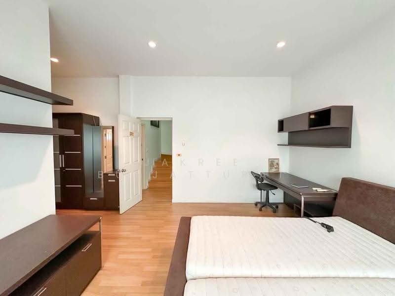 Euro Nova : หมู่บ้านยูโร โนวา, กรุงเทพ, Lat Krabang Rd, ลาดกระบัง, กรุงเทพ, 261 ตร.ม., ทาวน์เฮ้าส์ ขาย, โดย Jakree Buajatturat, 500508312 - DDproperty.com