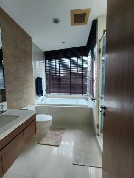 Bright Sukhumvit 24, Bangkok, Sukhumvit 24 Alley, Khong Tan, Khlong Toei, Bangkok, 1 Bedroom, 60 sqm, Condo For Rent, by Bussara Sri-At, 500508363 - DDproperty.com