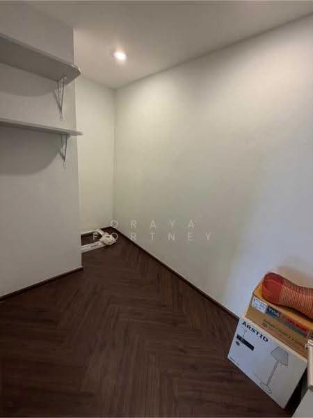 Lake Green, Bangkok, 199 Sukhumvit Soi 8, Khlong Toei, Bangkok, 2 Bedrooms, 140 sqm, Condo For Rent, by Oraya Fortney, 500508373 - DDproperty.com