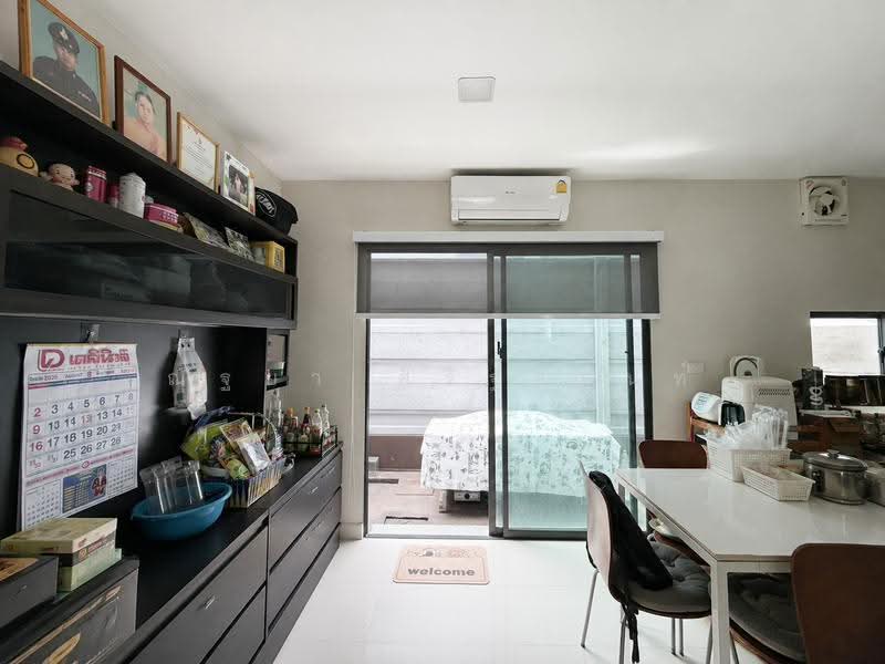 Grande Pleno Phahol-Vibhavadi, Pathum Thani, Klong 1 Klongluang, Khlong Nung, Khlong Luang, Pathum Thani, 2 Bedrooms, 120 sqm, Townhouse For Sale, by ณัฐยา ศิริฐานนท์, 500508396 - DDproperty.com