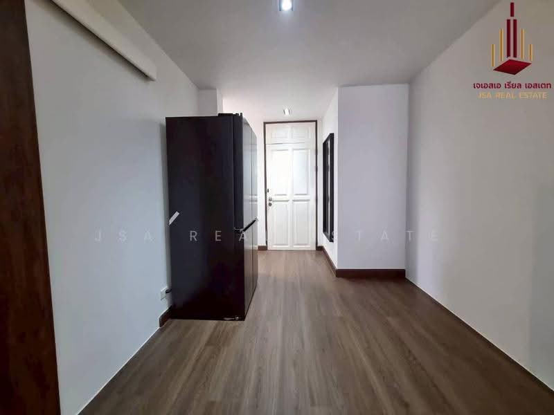 Green Point Silom, Bangkok, 29 Soi Anumanratthanon, Suriyawong, Bang Rak, Bangkok, 2 Bedrooms, 63 sqm, Condo For Sale, by JSA REAL ESTATE, 500508420 - DDproperty.com