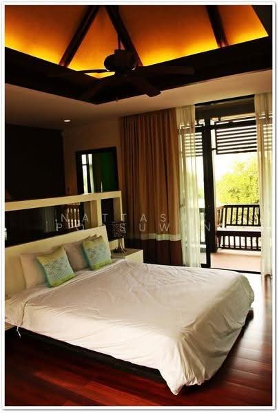 The Village Housing Estate by Horseshoe Point : เดอะ วิลเลจ เฮ้าส์ซิ่ง เอสเตท โดย ฮอร์สชู พอยท์, ชลบุรี, ถนนทุ่งกลม-ห้วยตาหนู, หนองปรือ, บางละมุง, ชลบุรี, 242 ตร.ม., บ้านเดี่ยว ขาย, โดย Nattasak Poosuwan, 500508484 - DDproperty.com